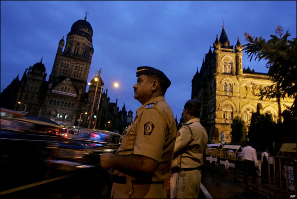 Mumbai police on a Mumbai road