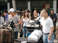 Người Việt hải ngoại về nước