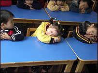 Bé gái là thiểu số trong lớp học