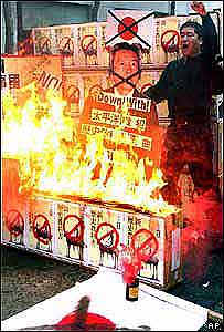 Podobné protesty se už odehrály i v Jižní Koreji