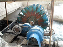 په کليوکې دبرېښناجوړونه