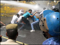 आरक्षण का विरोध करते डॉक्टर 