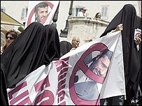 تظاهرات علیه محمود احمدی نژاد در رم