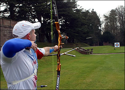 威尔斯拉弓射箭