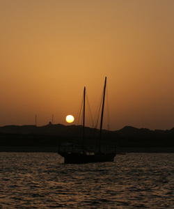 غروب آفتاب بر فراز جلیج فارس