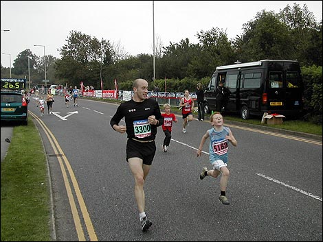 At the finish of the 2006 Swindon Half Marathon