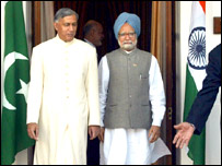 शौकत अज़ीज़ और मनमोहन सिंह