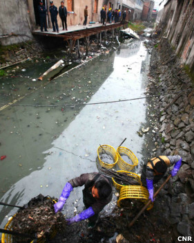 浙江瑞安的污水河