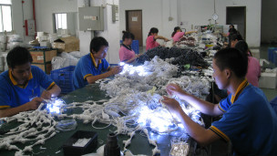 真明麗工廠工人