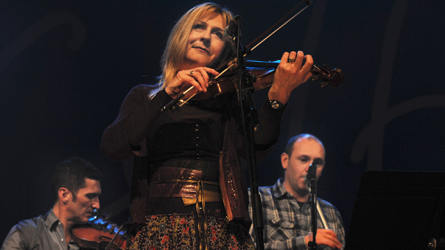 Mairead Ní Mhaonaigh at The Jewels of the Ocean - live at the Old Fruitmarket. Photo by Louis Decarlo