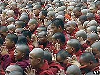 Protestos em Mianmar