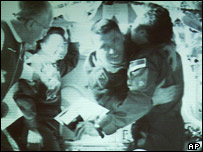 Astronautas a bordo da Estação Espacial Internacional