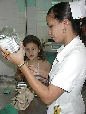 Enfermera cubana (Foto: Raquel Pérez)