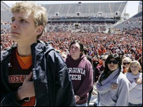 مراسم یادبود قربانیان کشتار دانشگاه ویرجینیا