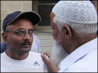 بھائی اور بیٹا