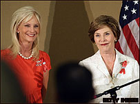 Cindy McCain e Laura Bush