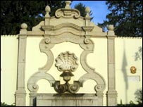 Chafariz transportado de Ouro Preto a Brazil