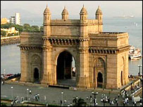 मुंबई स्थित गेटवे ऑफ़ इंडिया