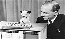 Sooty playing the Xylophone