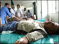 Oběť jednoho z mnoha útoků iráckých povstalců