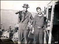 جان کیری کے فوجی کیریئر پر چلنے والی بحث ختم ہوتی نظر نہیں آتی