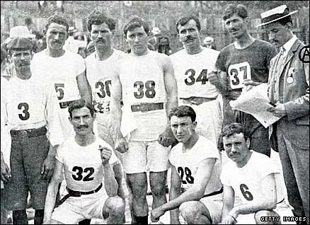 Some of the 32 runners who embarked on the most farcical Olympic marathon race of all time in 1904