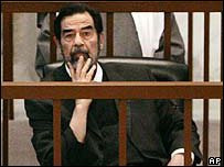 Saddam Hussein tại tòa