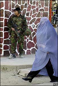 Soldado da OTAN em Cabul