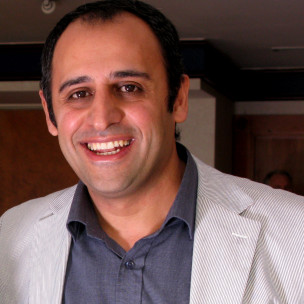 شهریار صیامی کارگردان فیلم آن مرد موتور دارد 