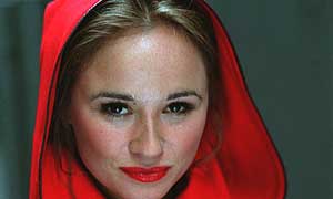 Emma Pierson plays Jenny Best