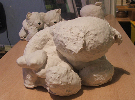 Johanna Domke-Guyot's sad teddies