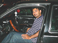 टैक्सी चालक - रज़ा