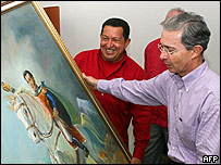 Os presidentes da Venezuela, Hugo Chávez, e da Colômbia, Álvaro Uribe