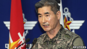 金龙炫少将在首尔会见媒体记者（6/3/2013）