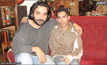 یغما گلرویی و الیشا شمسیان (از شنوندگان برنامه روز هفتم که پرسش و پاسخ با يغما گلرويی را برايمان انجام داده)