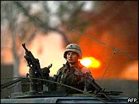 बग़दाद में एक अमरीकी सैनिक