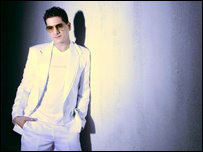 डीजे अक़ील