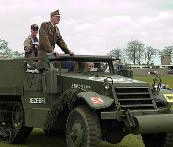 The 'Old Ironsides' on patrol once again - In the picture: Laurel Anderson (front) and Robert Dowell (behind)