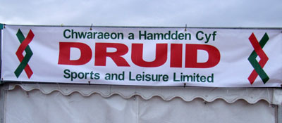 Druid: Dyma lle mae'r Archdderwydd yn cadw'n heini.