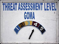 Threat level warning sign in Goma