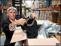 منسوجات چينی در انبار گمرک