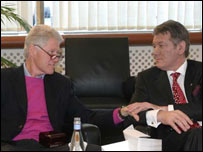 У форумі беруть участь понад 2 тисячі учасників з 96 країн світу