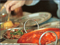 英国印度餐馆中的咖喱菜肴