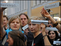 Ambientalistas protestam em Poznan, na Polônia (AFP)