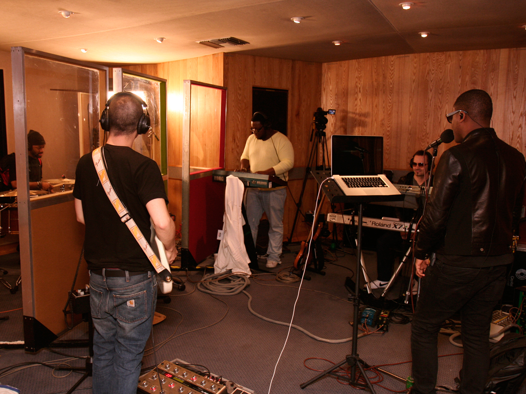 1Xtra Live Lounge - Taio Cruz - 14 October 2009