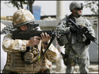 افغان میں ایساف فوج کے اہلکار (فائل فوٹو)