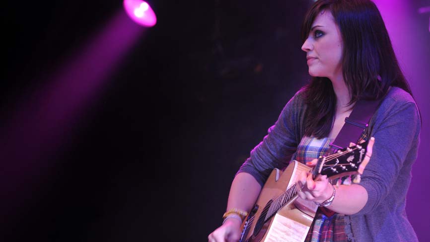 Amy MacDonald - Connect 2008