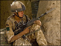 سرباز ناتو در هلمند