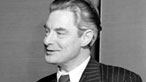 Black and white photo of Robert Donat, who portrayed Dr Andrew Manson in The Citadel