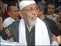 Endonezyalı radikal din adamı Ebu Bekir Beşir